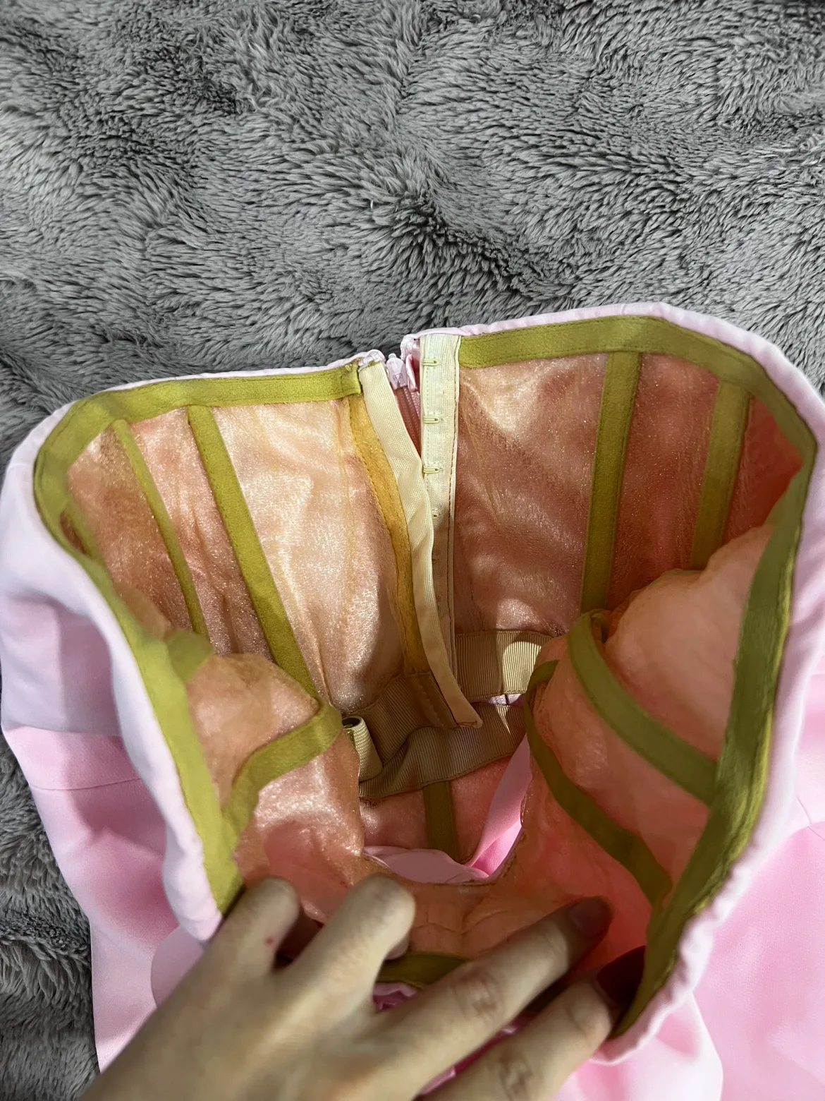 Mew mews  pink hourglass dress image indicator(6)