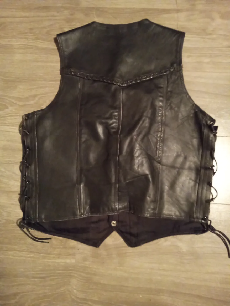 Black Biker's Leather Vest image indicator(2)