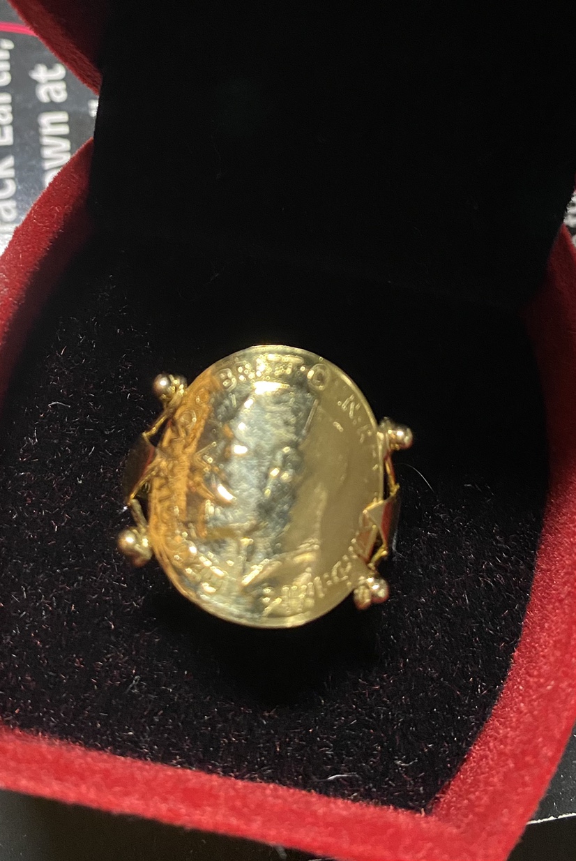 Gold Coin Ring 18K