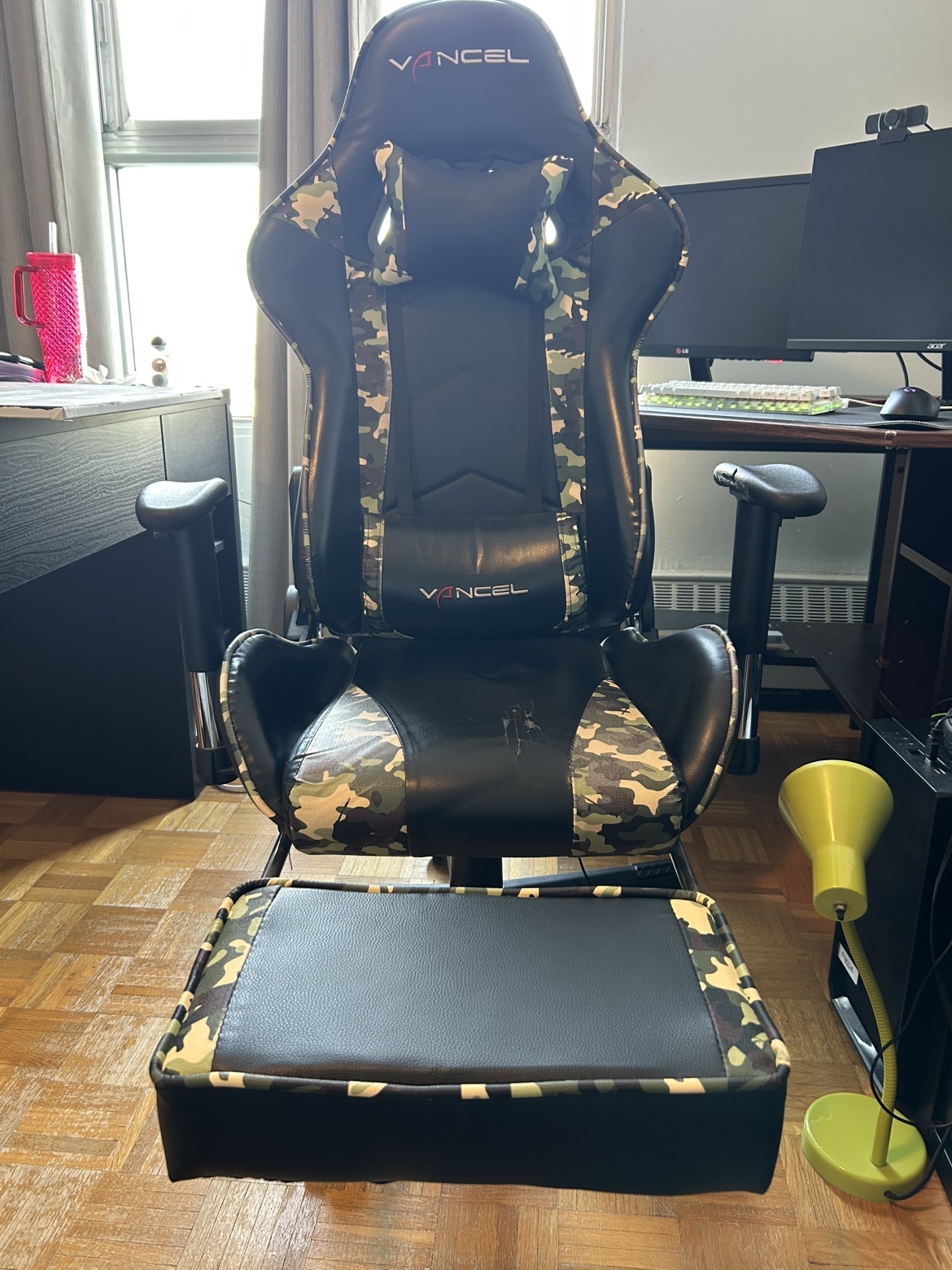 VANCEL Gaming Chair - photo 2