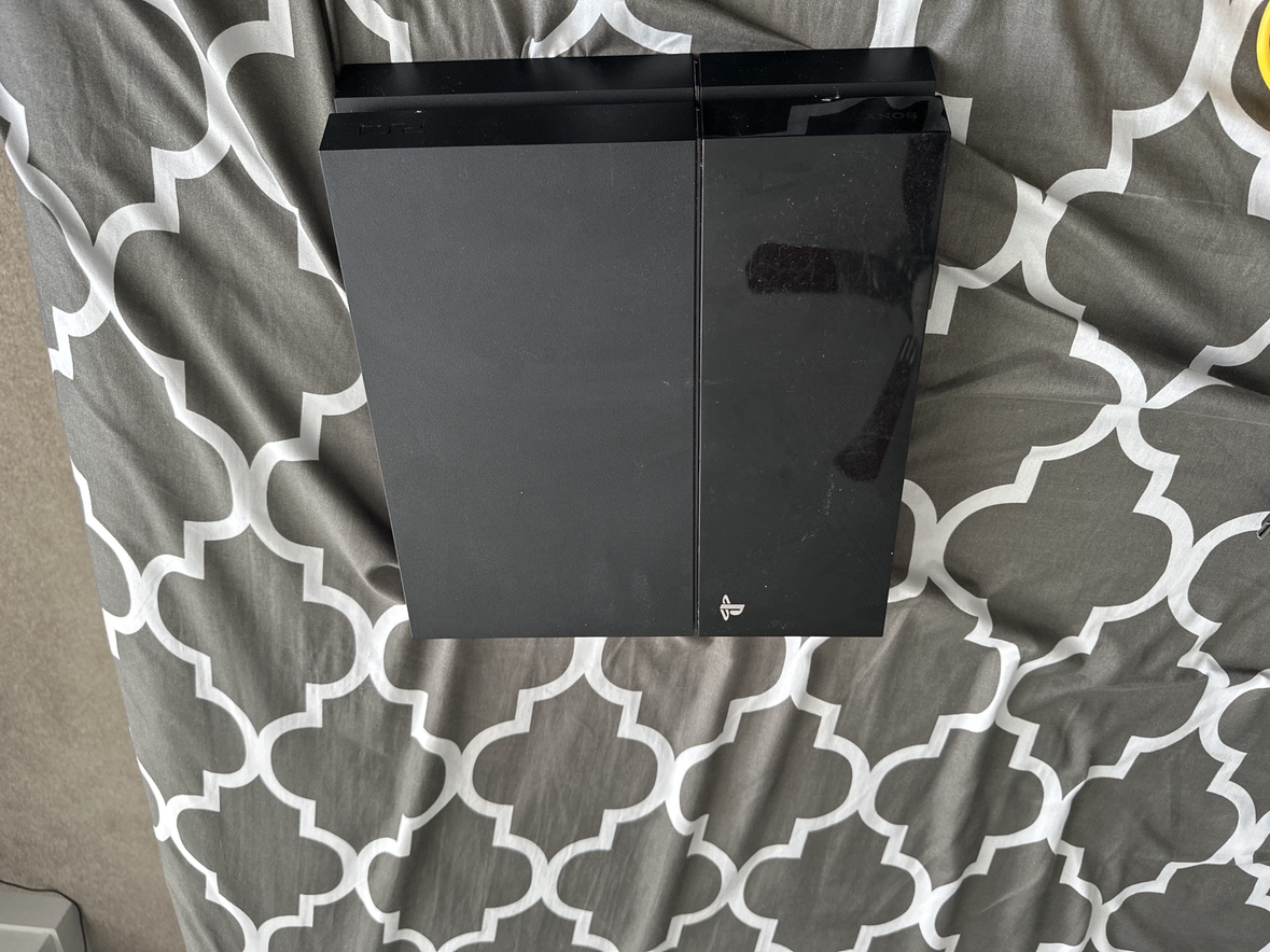 PS4 Console Bundle - photo 2