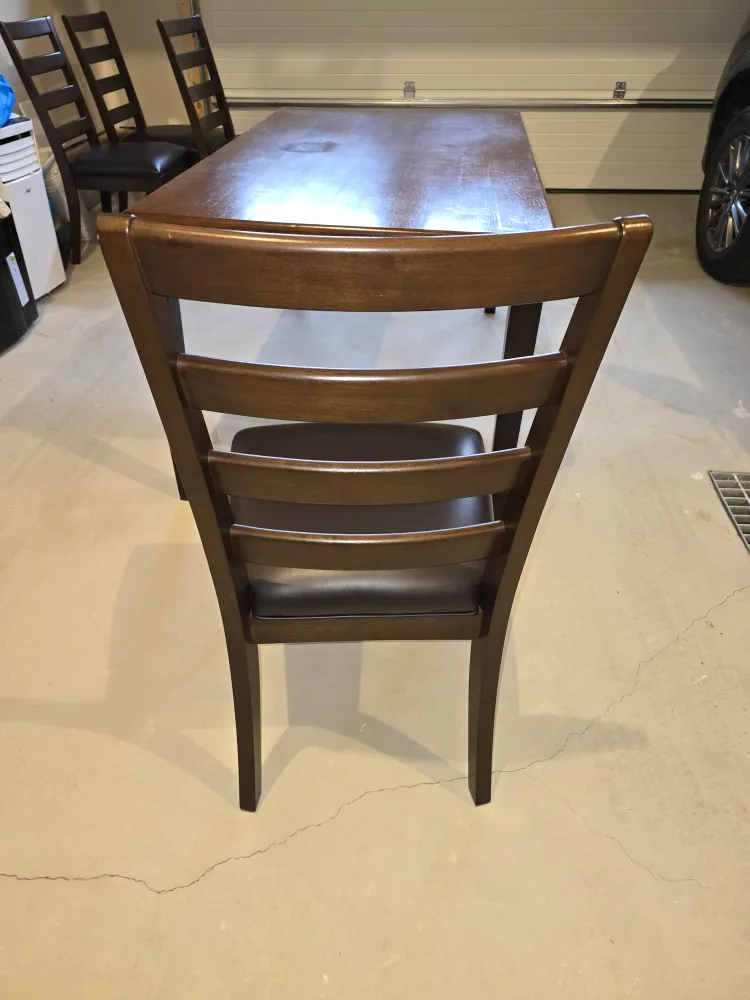 Dining table and chairs set image indicator(6)