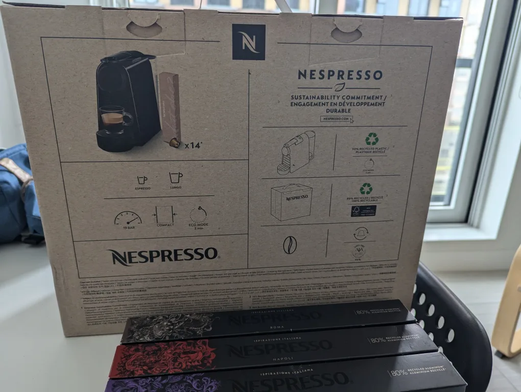 Nespresso Essenza Mini Coffee Machine with capsules image indicator(3)