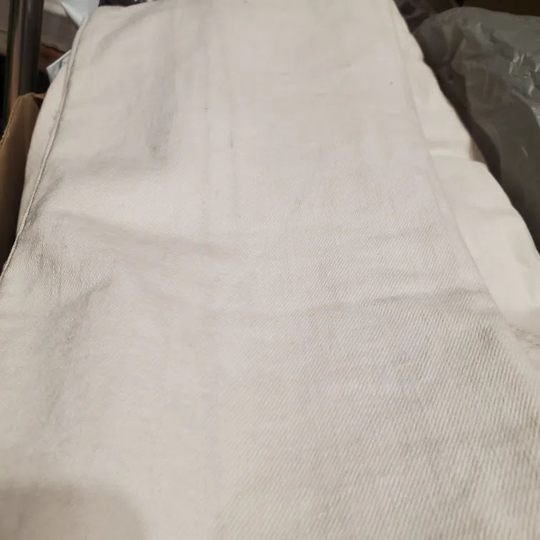 Old Navy Distressed Skinny Jeans image indicator(9)