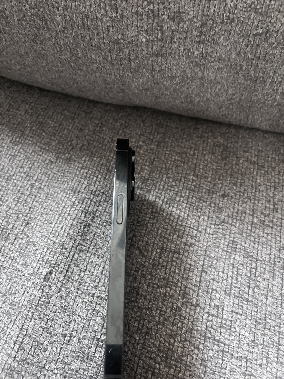 iPhone 14 Pro Max - photo 3