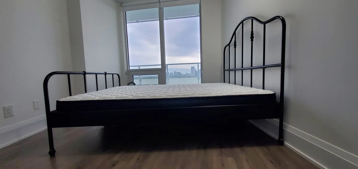 Sleep Country Mattress (Orthopaedic and No Spring) image indicator(8)