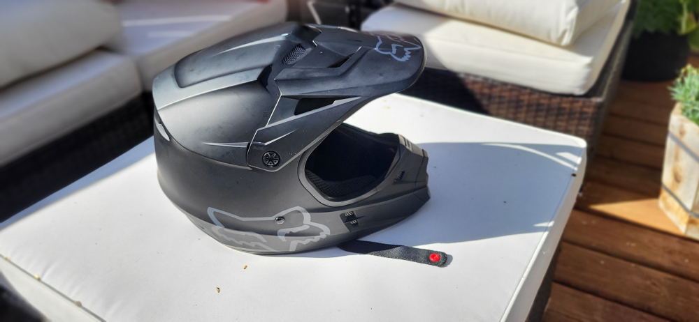 Large Fox V1 Racing Helmet - photo 3