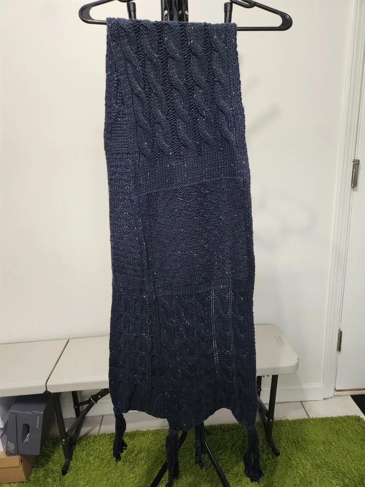 Hollister Navy Blue Cable Knit Scarf with Tassels thumbnail