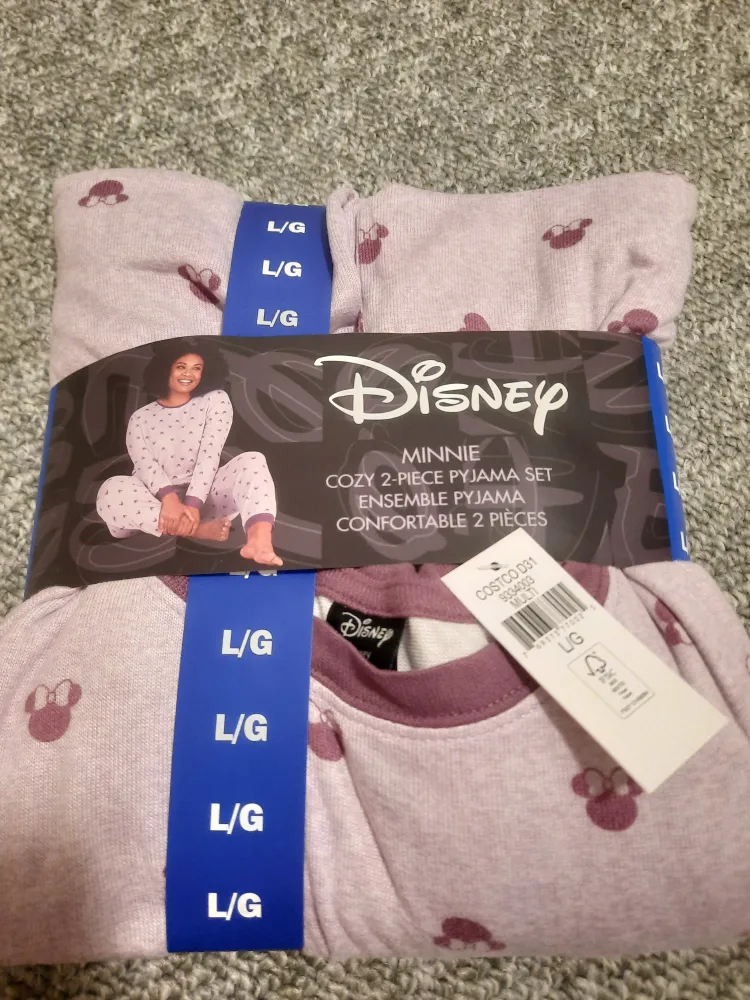 Disney Minnie Mouse Pajama Set thumbnail