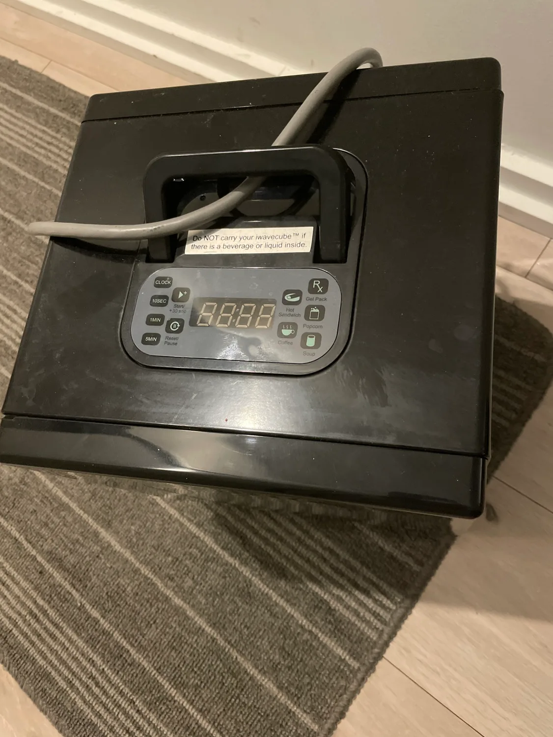 Small personal dorm sized microwave image indicator(2)