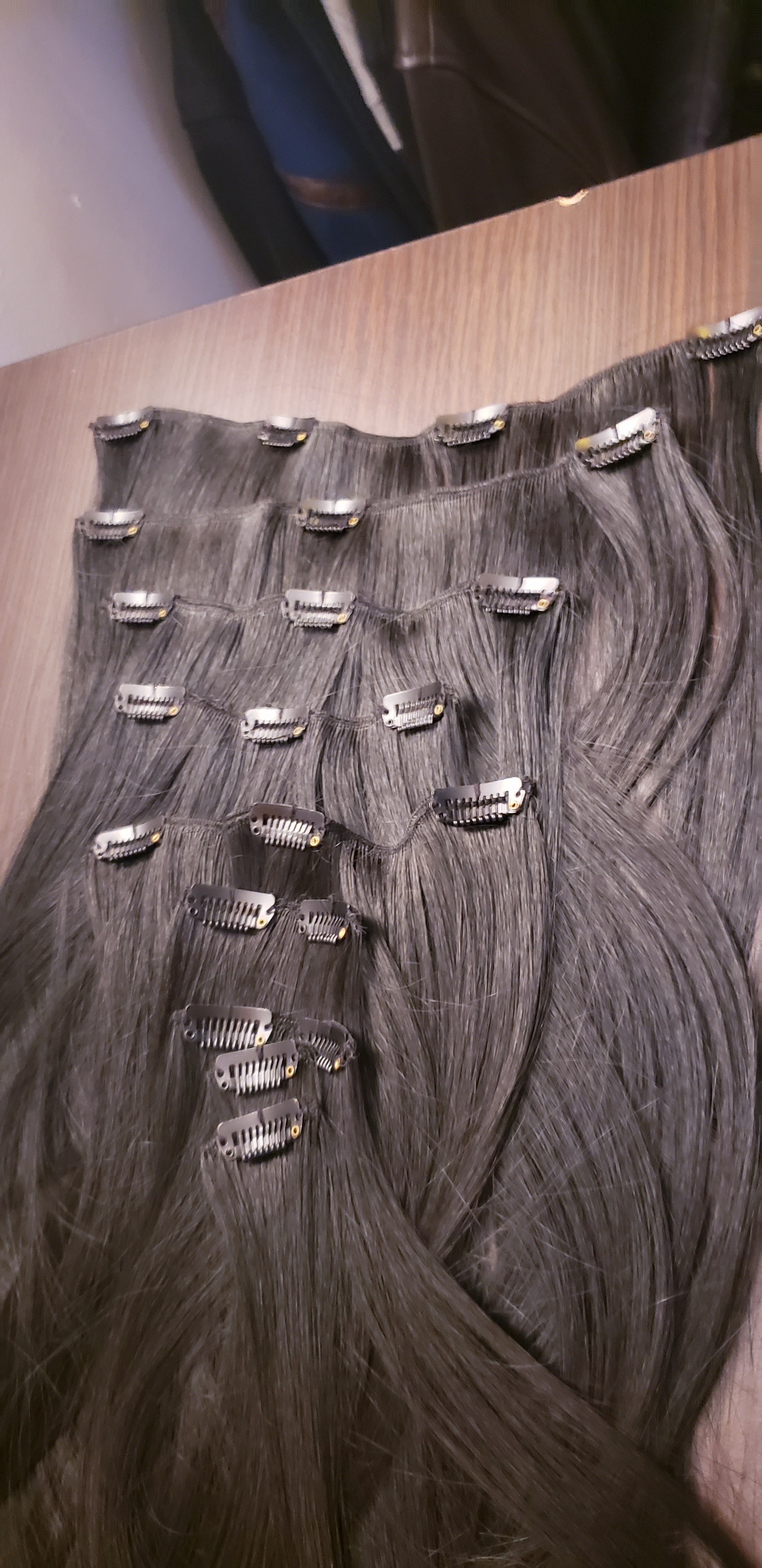 Clip in hair extensions - photo 2