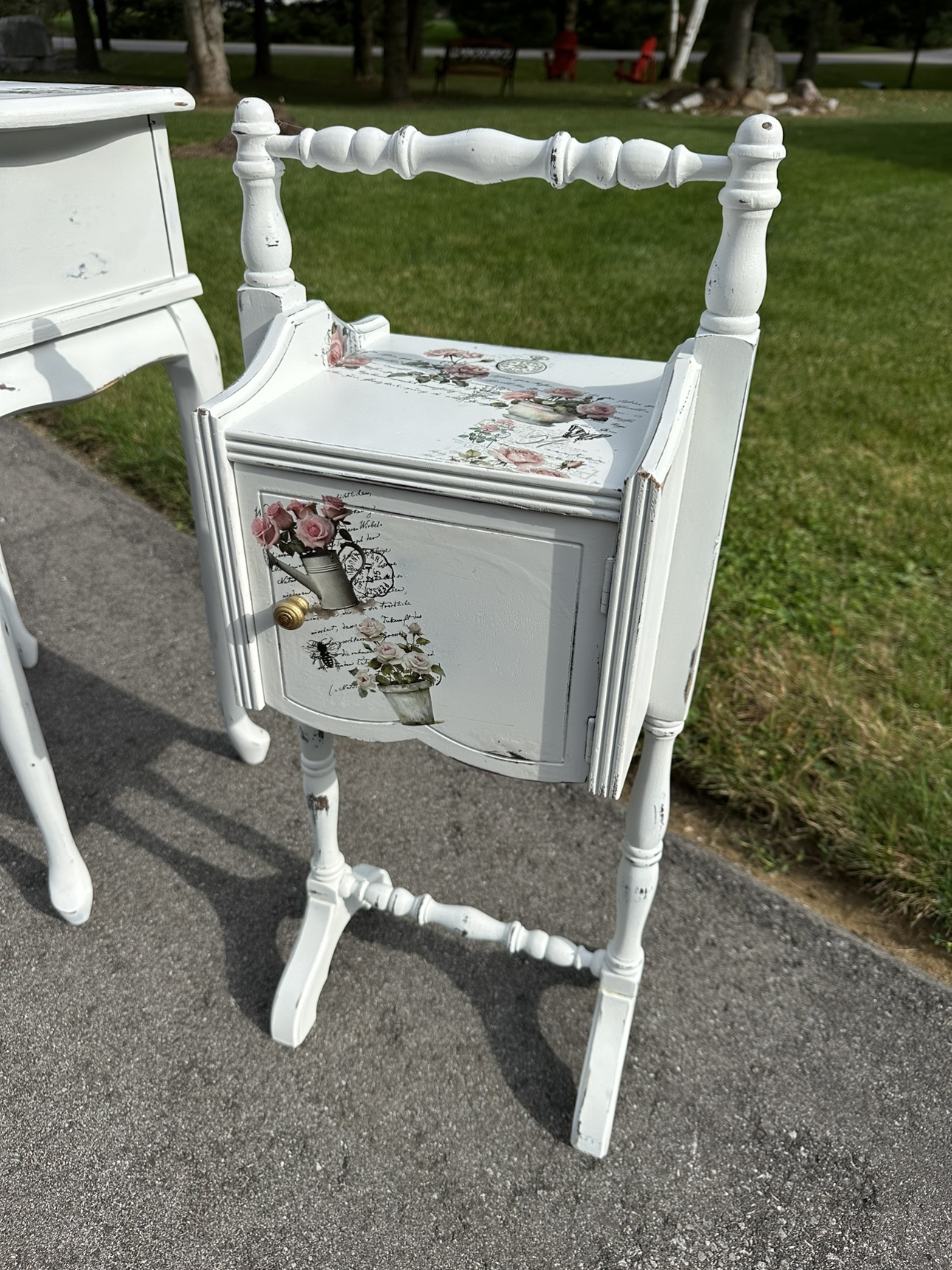 Vintage Vanity Set and side table - photo 4