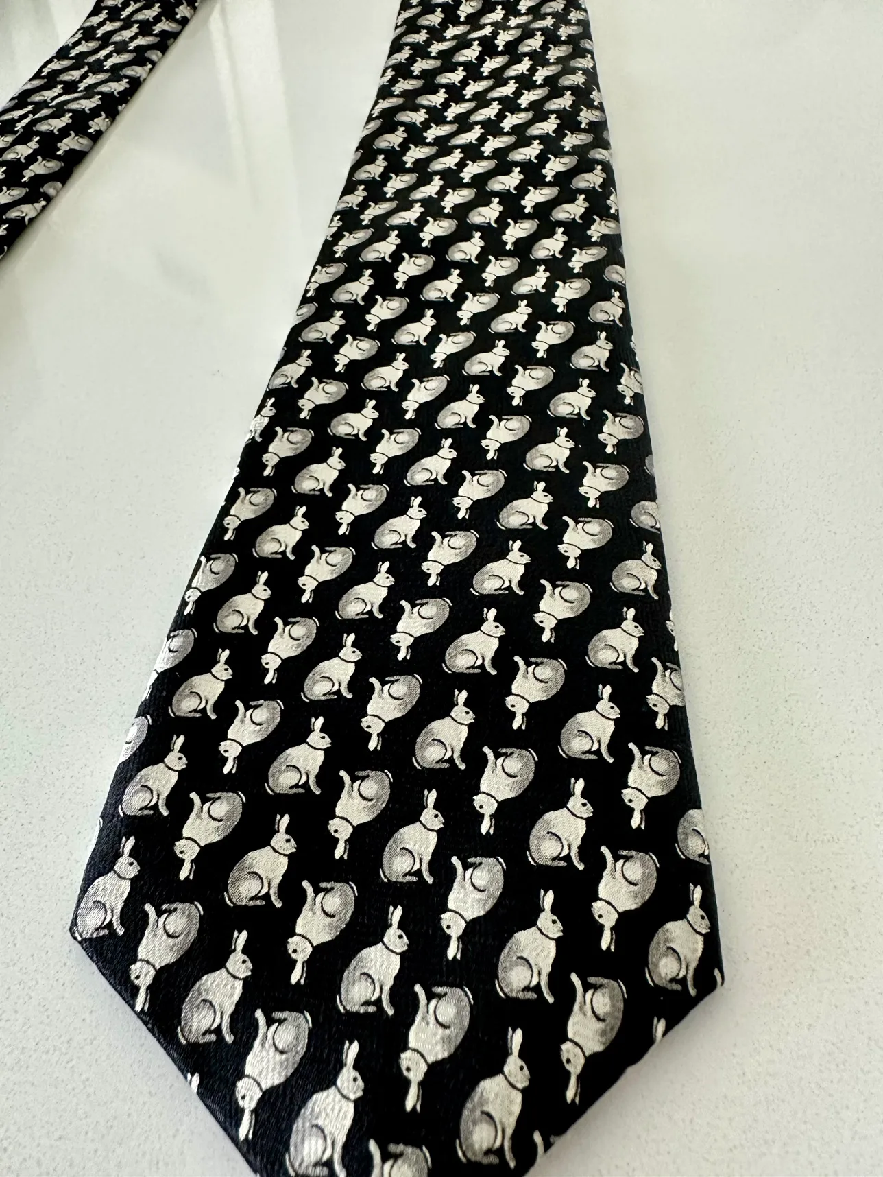 Vintage 100% Silk Ties image indicator(7)