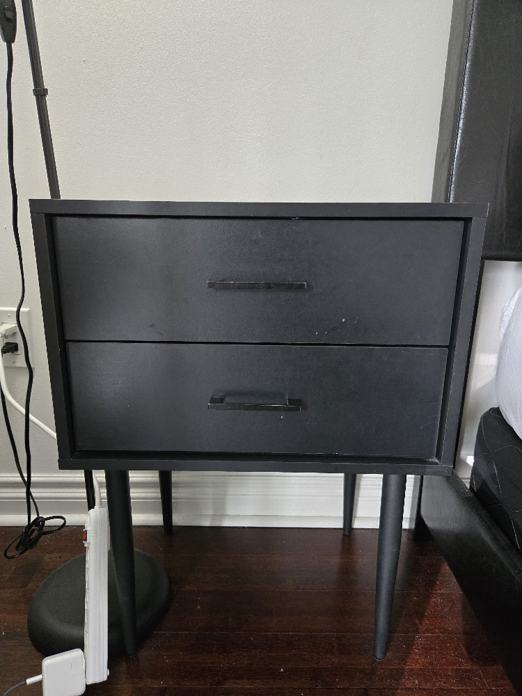 a set of 2 Black Nightstands with Two Drawers - photo 2