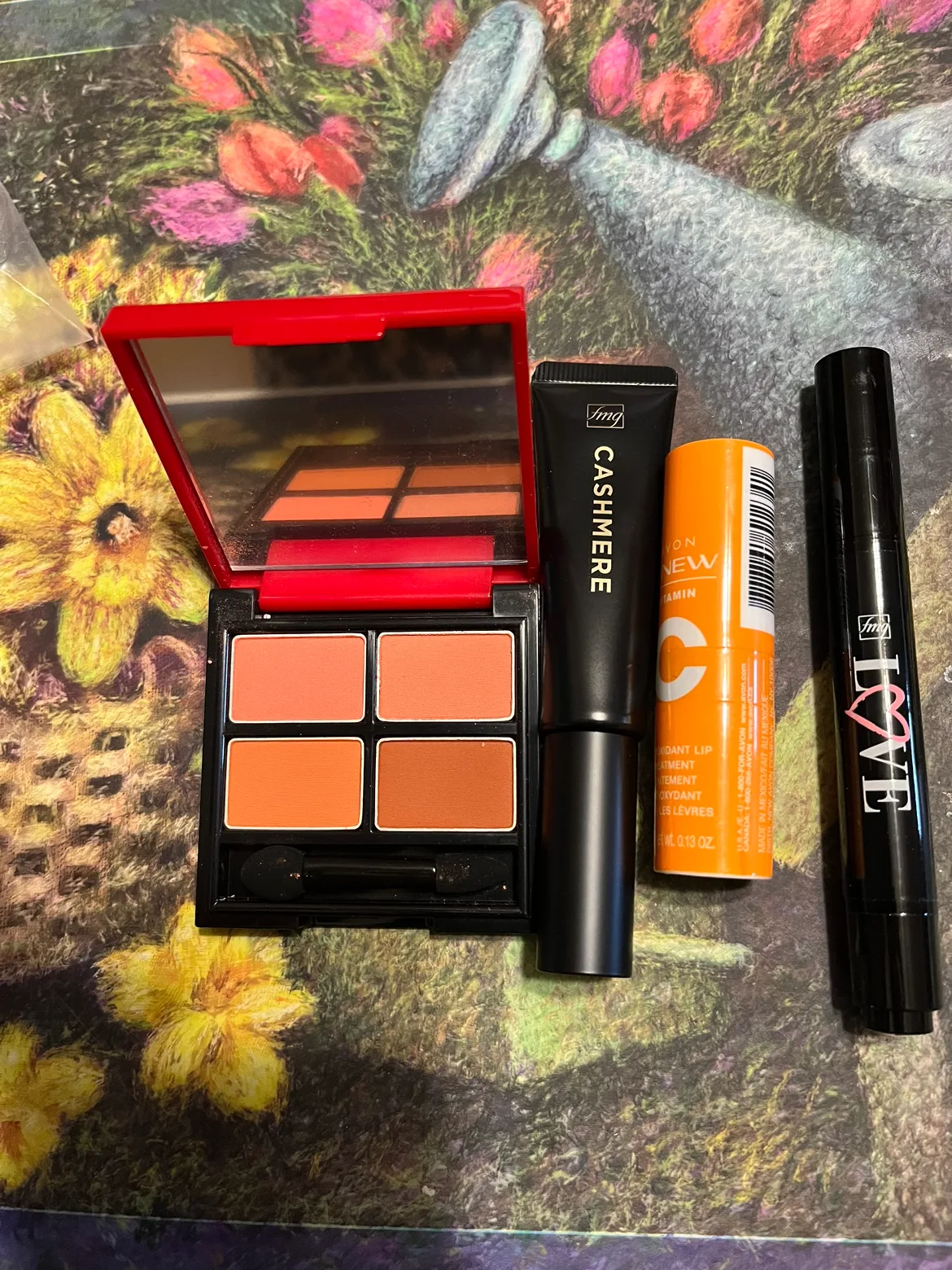 Black Hoop Earrings and Make up image indicator(4)