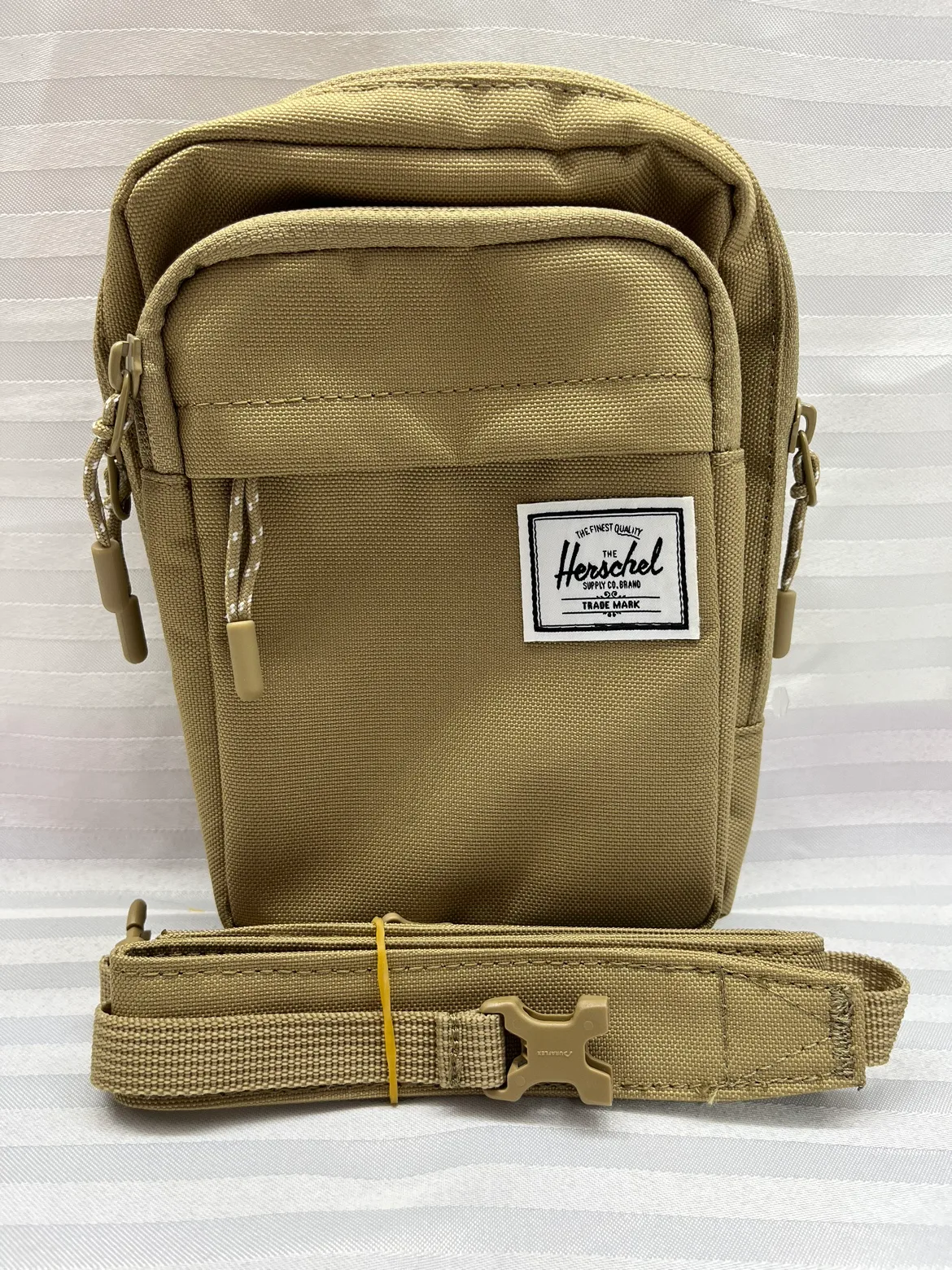 Herschel Supply Co. Form L Crossbody Bag New thumbnail