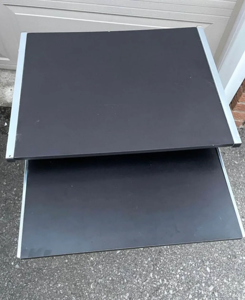 Black Computer Desk on Wheels image indicator(5)