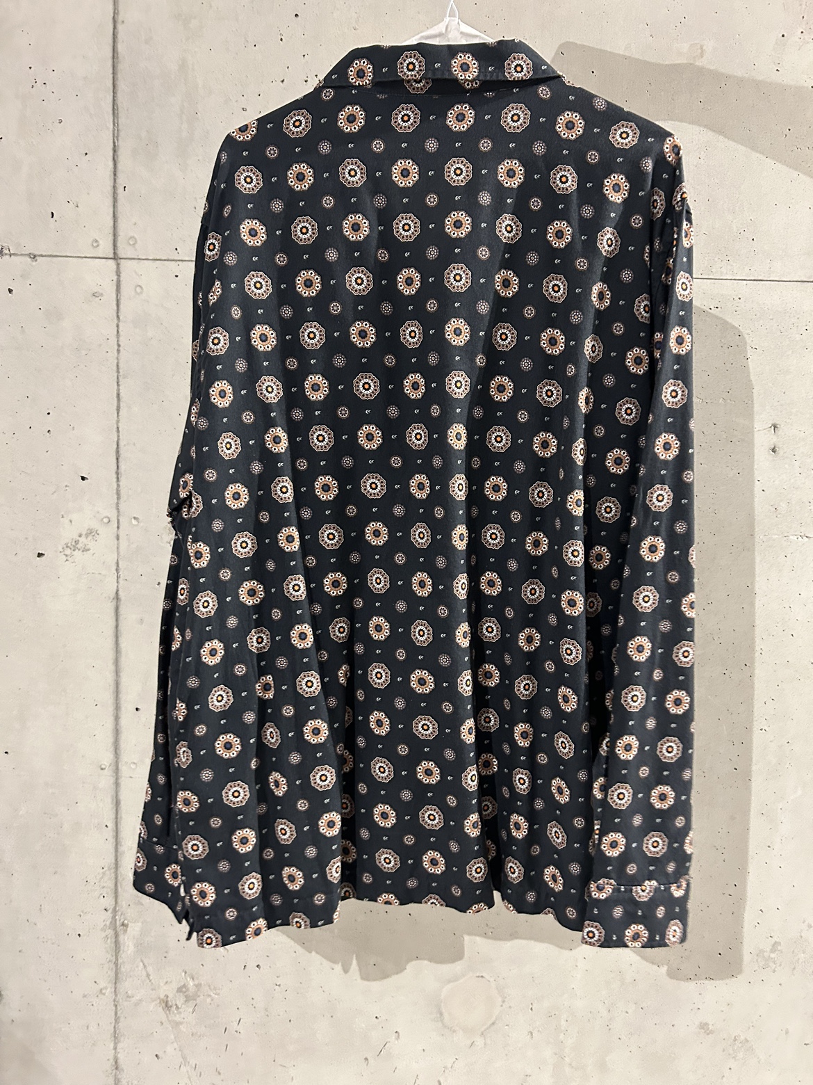 Kith men’s 2022 S/S button up dress shirt - photo 2