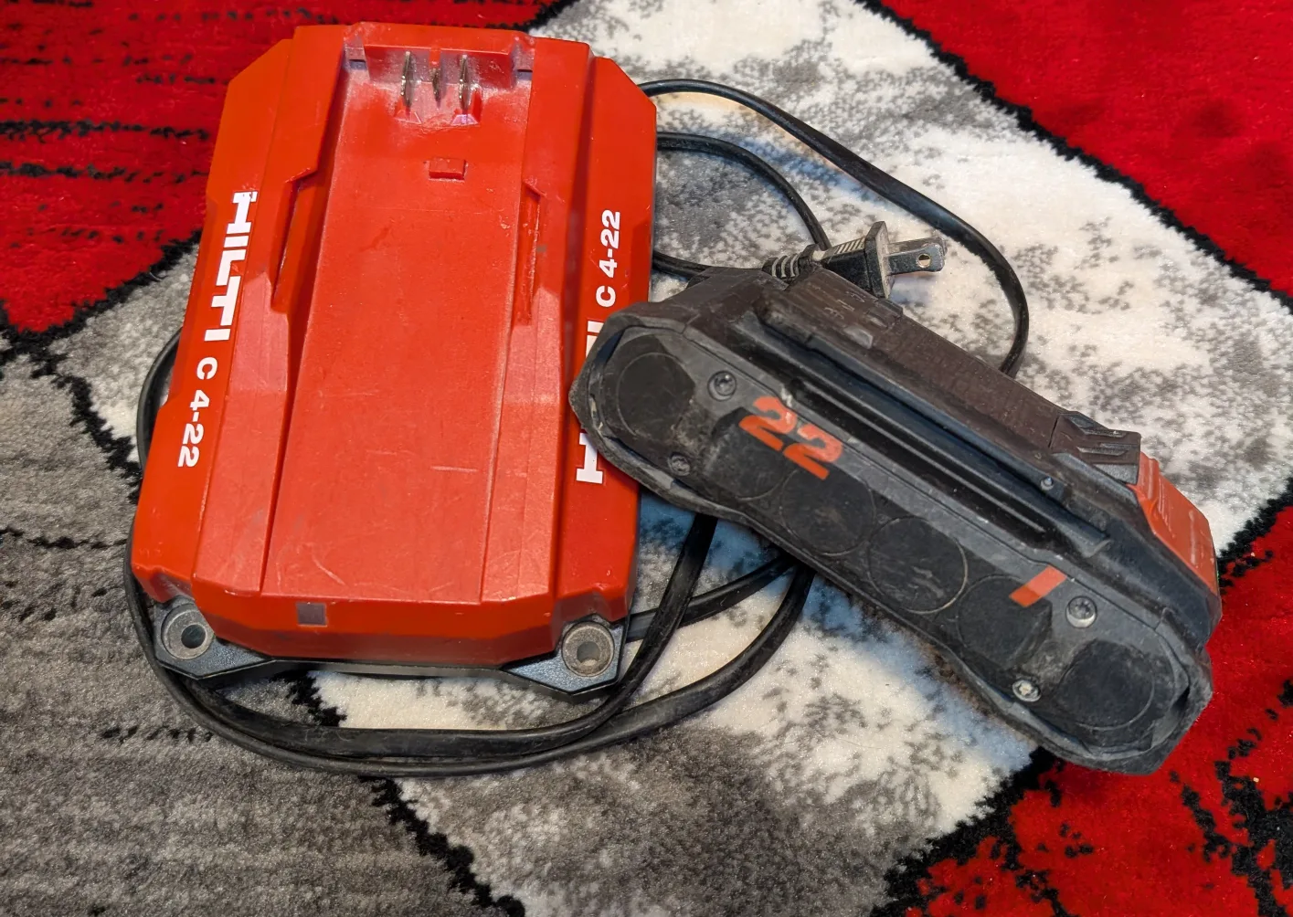 Hilti 22V Battery and Charger image indicator(2)