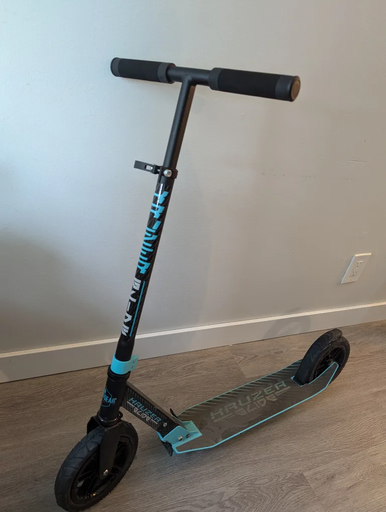 Razor Cruiser Scooter thumbnail