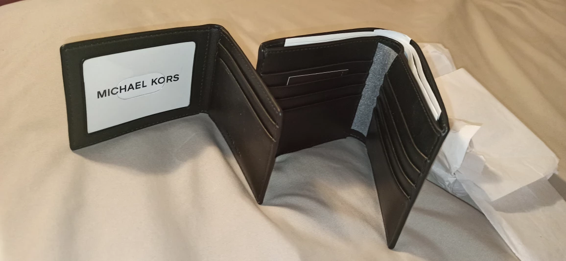 new Wallet Michael Kors - photo 3