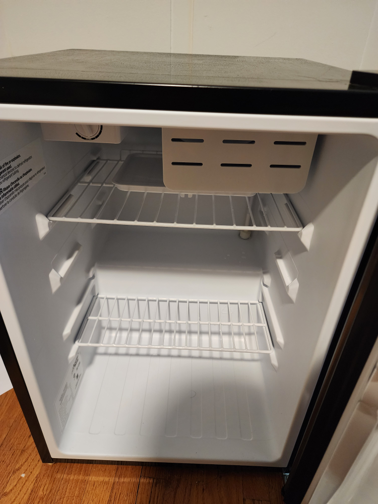 Arctic King Mini Fridge $80 - photo 2