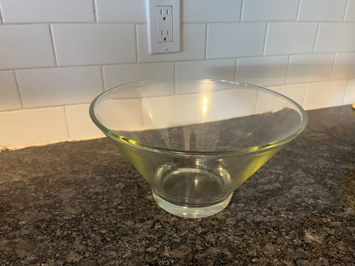 Glass Serving Bowl image indicator(2)