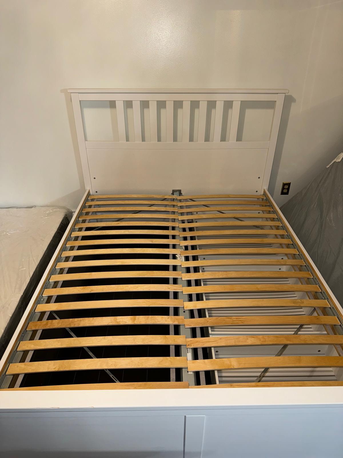 IKEA HEMNES Queen Bed Frame with Storage & mattress. - photo 3
