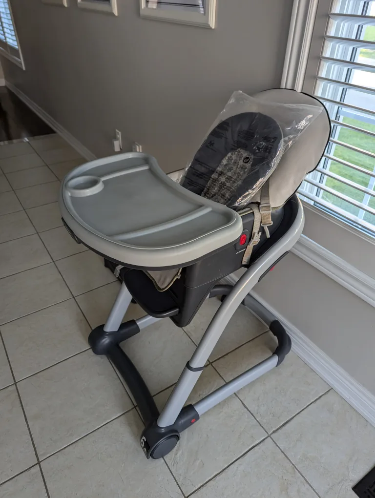 Graco Blossom Convertible 6 in 1 High chair image indicator(8)