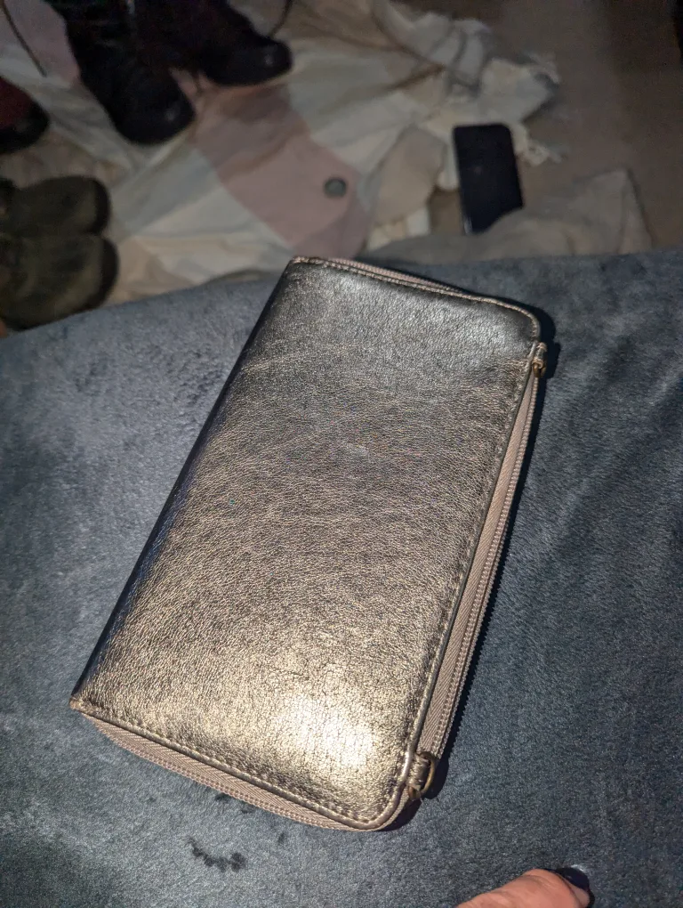 The Sak Women's Wallet image indicator(5)