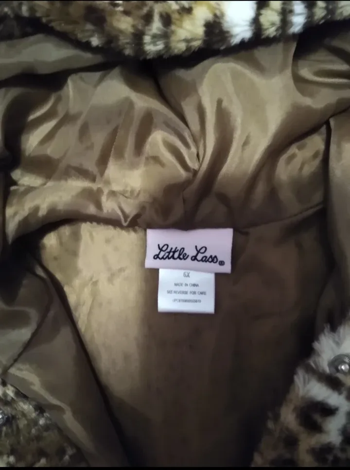 Little Lass Leopard Print Vest with Hood and Belt image indicator(2)