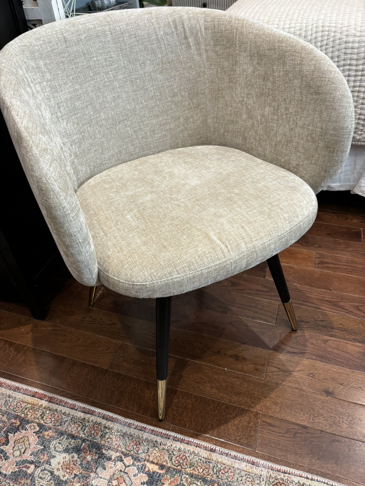 Swivel Occasional Chair - photo 3