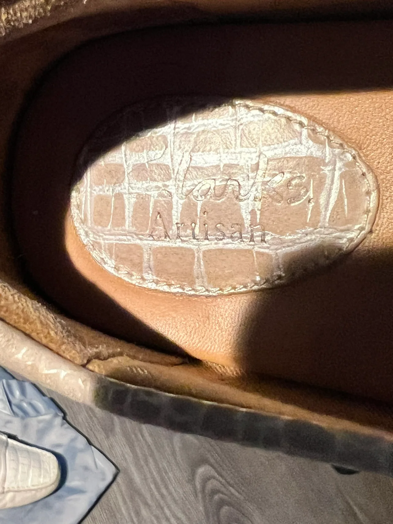 Clarks Women's White Leather Loafers image indicator(6)