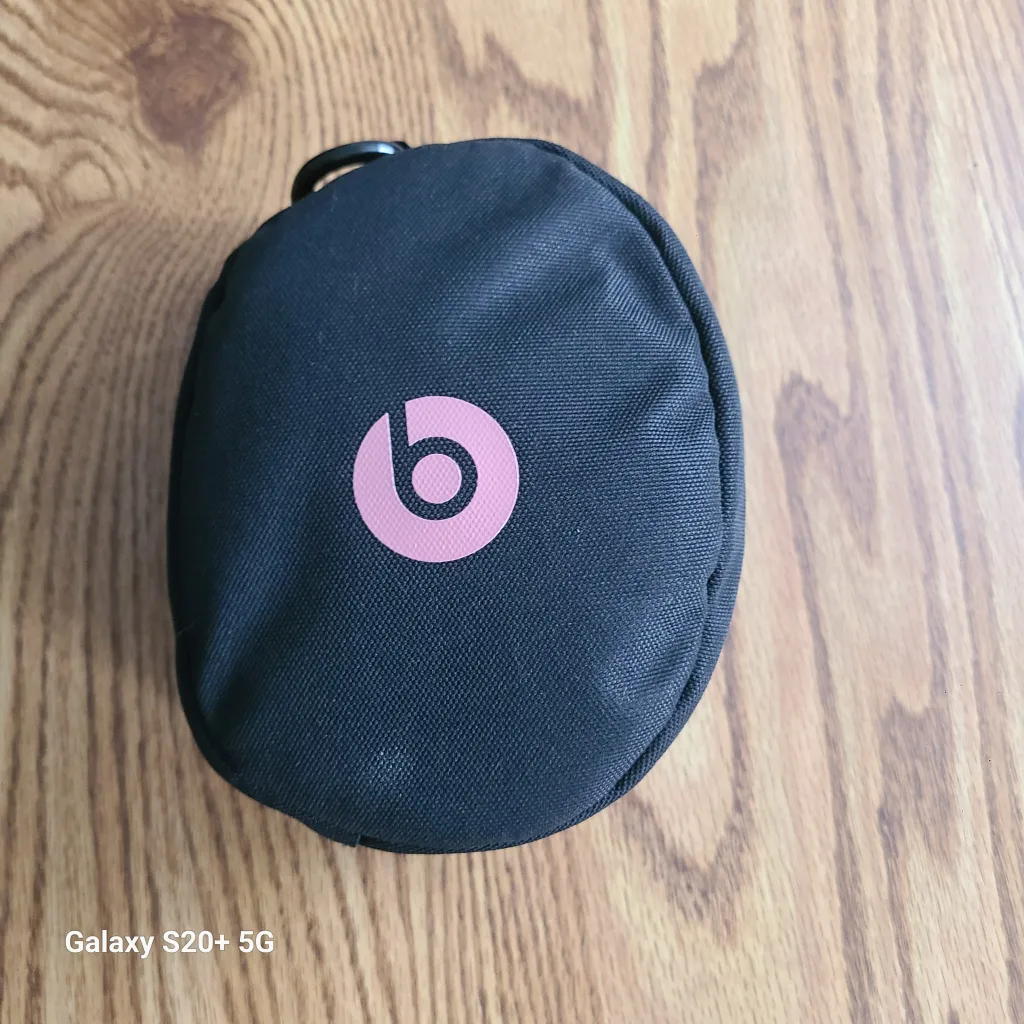 Beats Solo3 Wireless Headphones - Rose Gold image indicator(8)