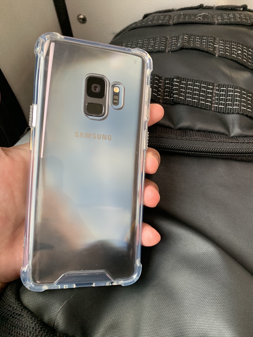 Samsung Galaxy S9+ with case and screen protector - photo 2