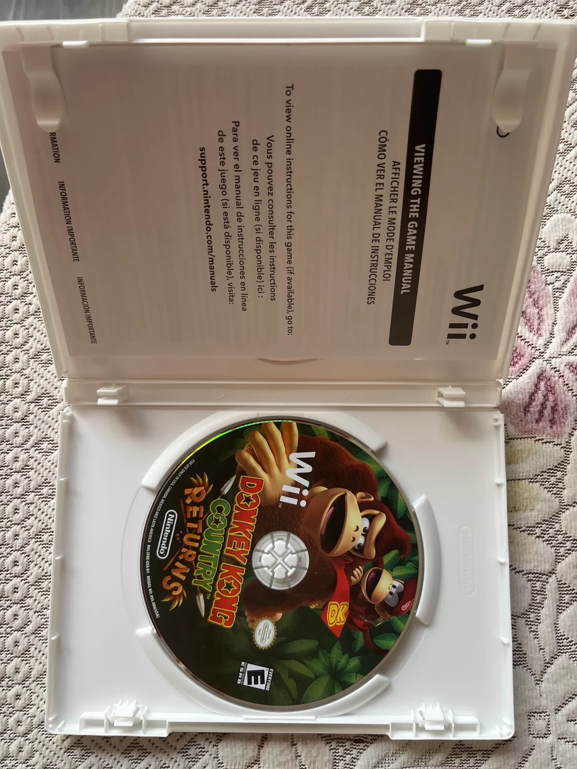 Donkey Kong Country Returns (Nintendo Wii) image indicator(2)