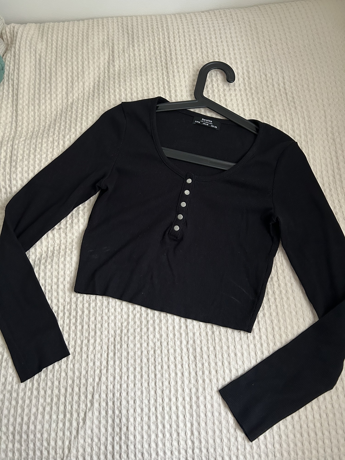 Bershka Black Long Sleeve Crop Top