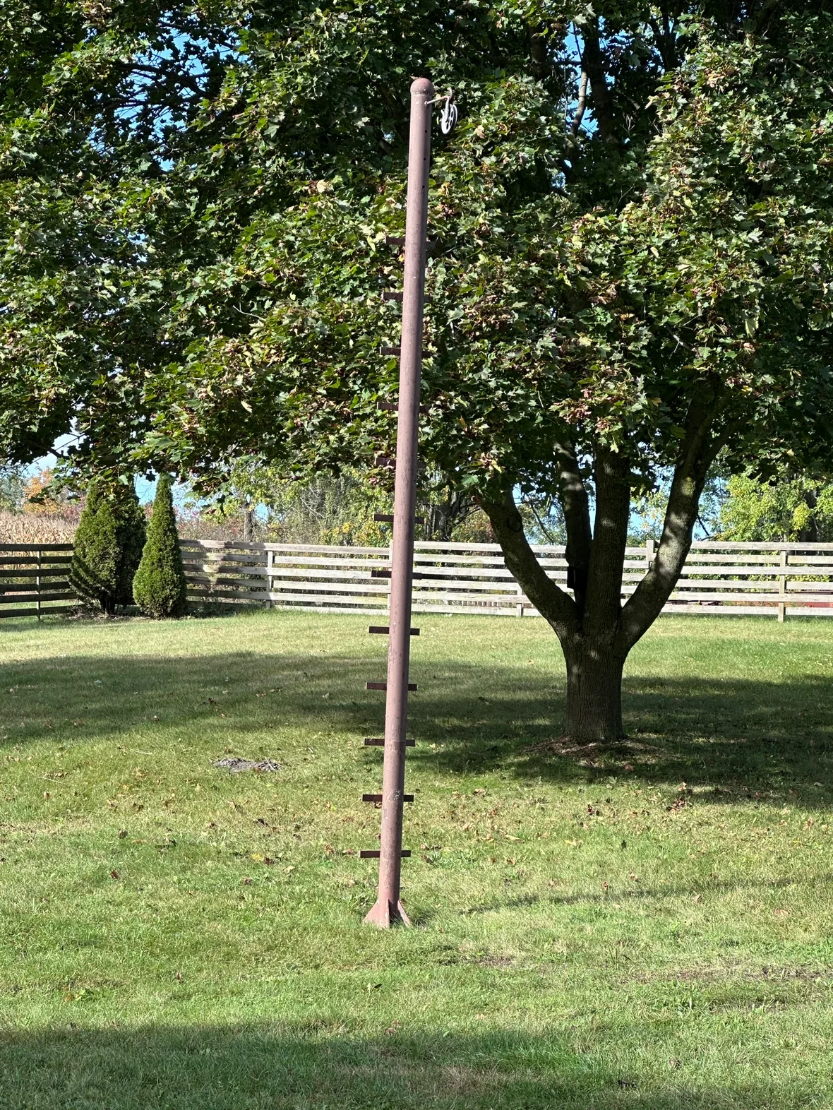 Outdoor Clothesline two metal poles image indicator(4)