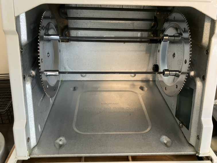 Compact Showtime+ Rotisserie and BBQ Oven - photo 3