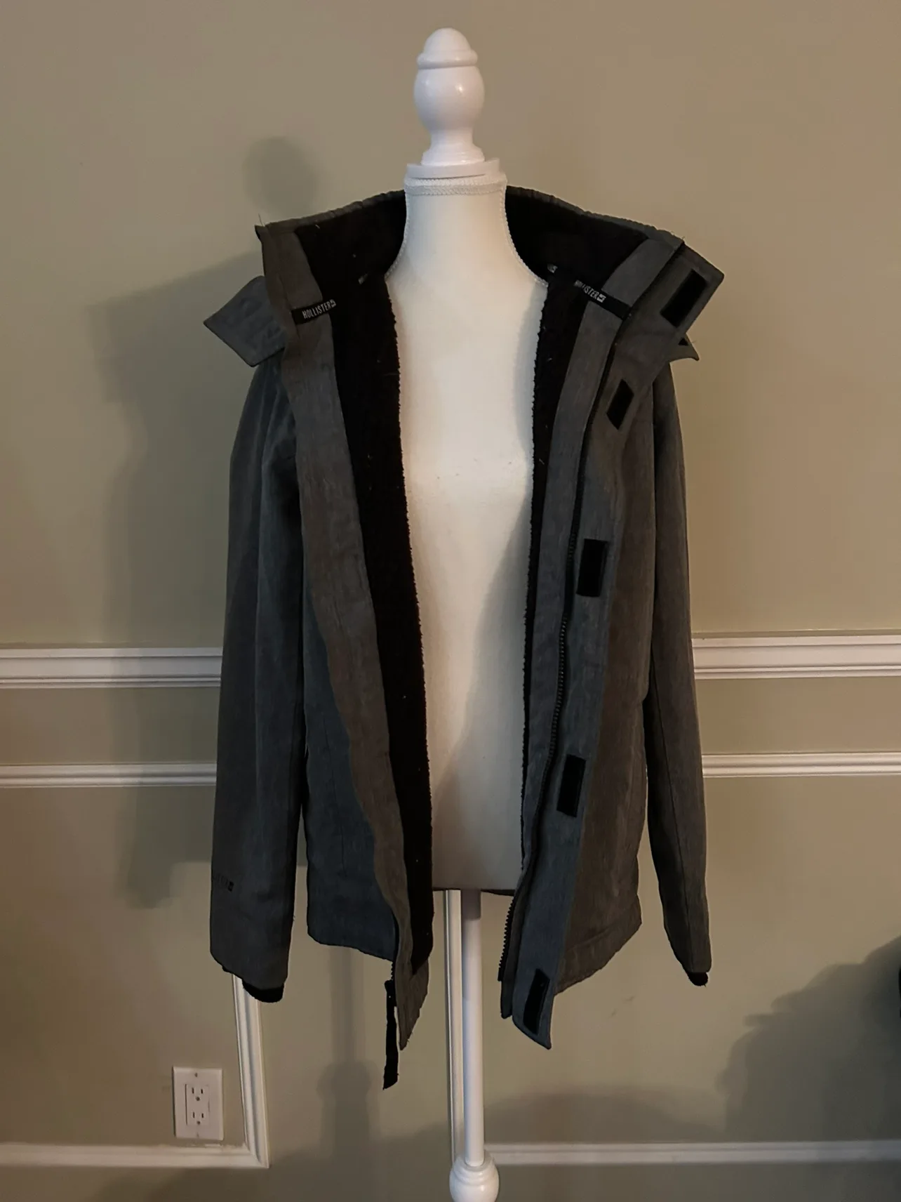 Men's Grey Winter Jacket image indicator(2)