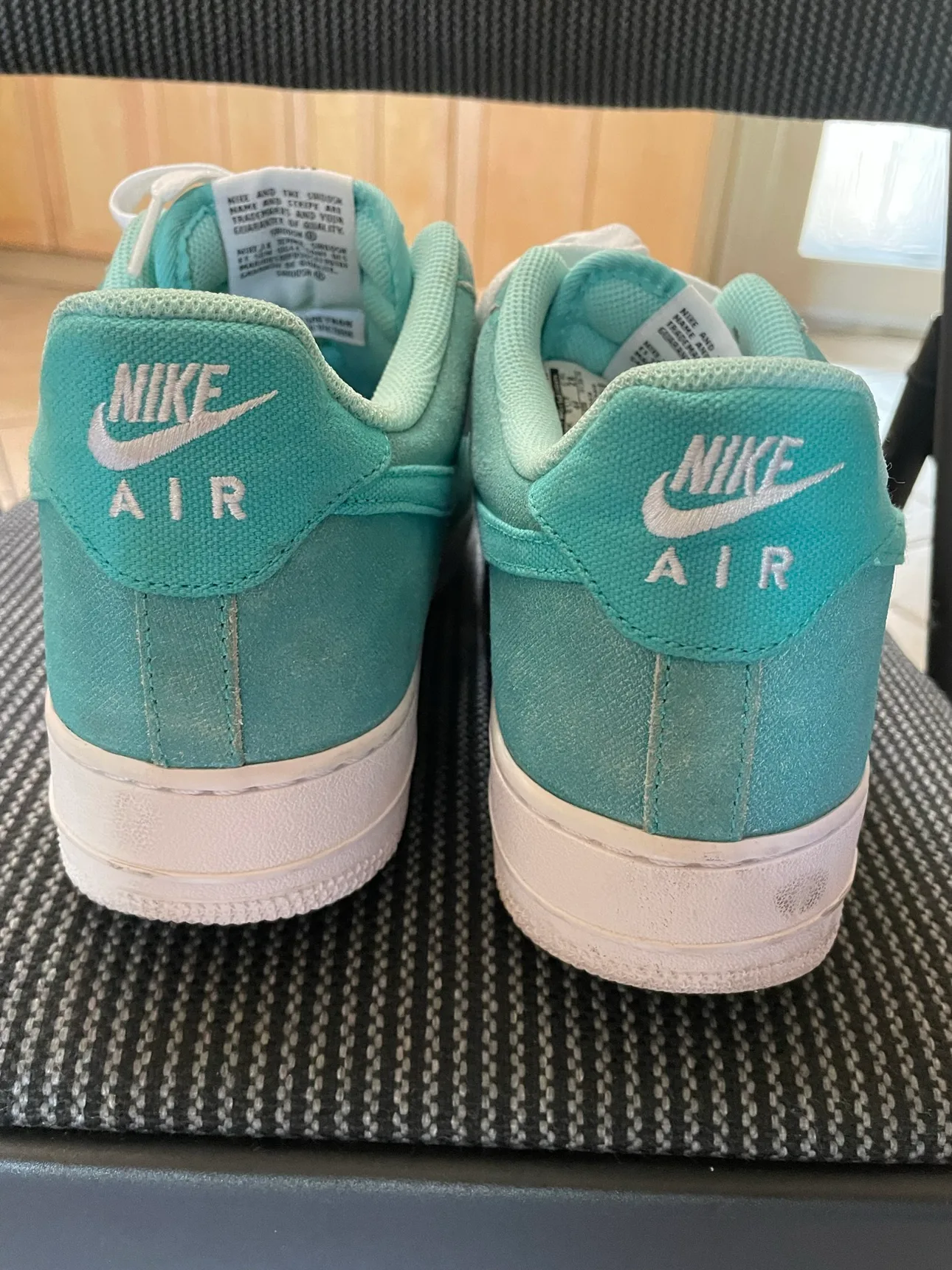Nike Air Force 1 Low image indicator(2)