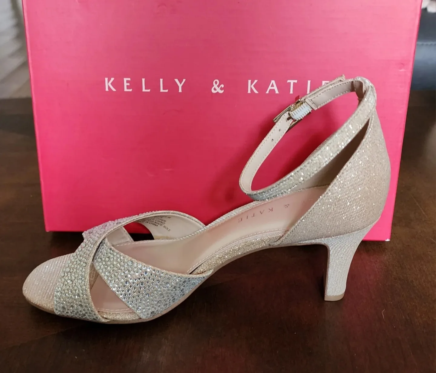 Champagne Sandals image indicator(3)