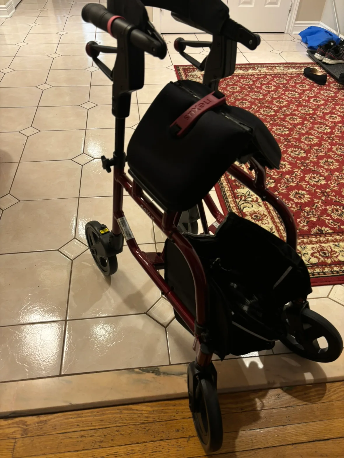 REDUCED like NEW Nexus 3 Walker with comfort grip and seat image indicator(3)