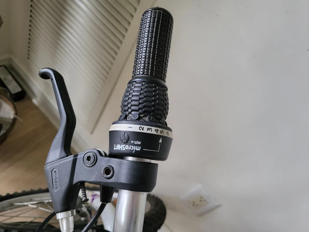 Purple bike with 6 gears image indicator(2)