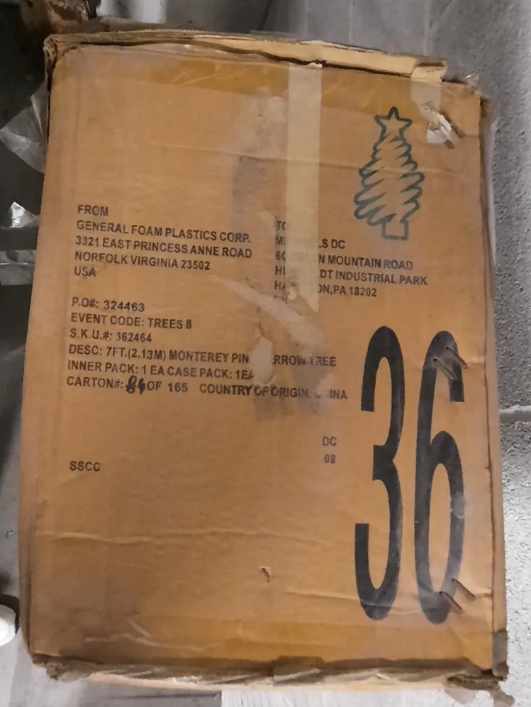 7ft  Christmas Pine Tree image indicator(2)