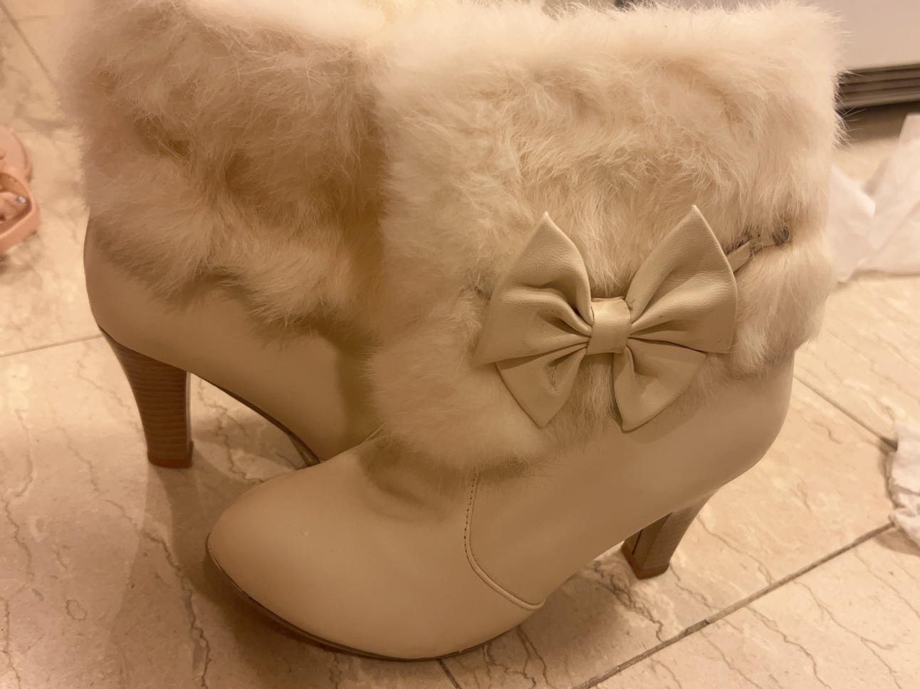 White Fur Trimmed Ankle Boots - photo 5