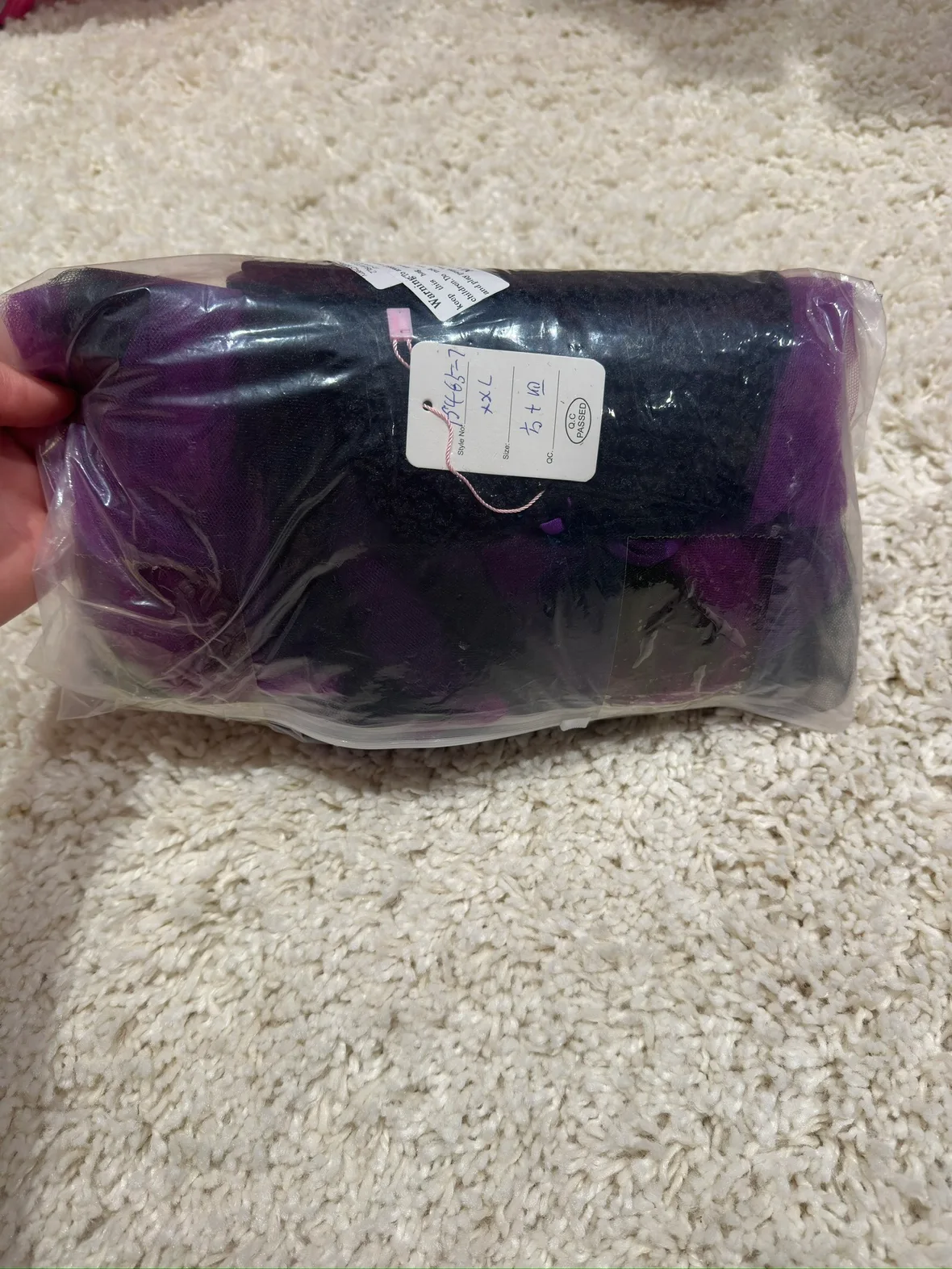 Halloween Witch Costume for girls (brand new 8-9 yrs old) image indicator(7)