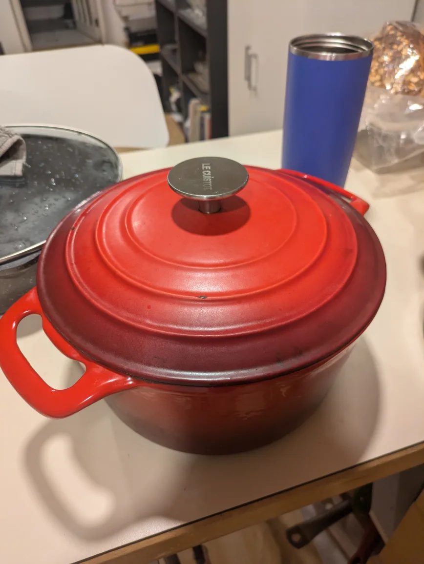 Le Cuistot Dutch Oven thumbnail