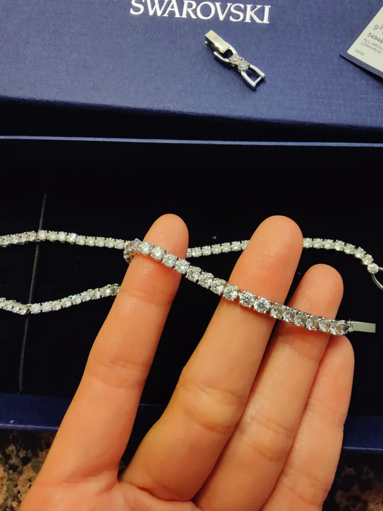 SWAROVSKI Matrix Tennis Necklace image indicator(4)