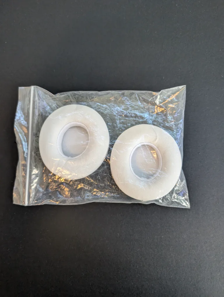 Beats Solo³  Ear Pads thumbnail